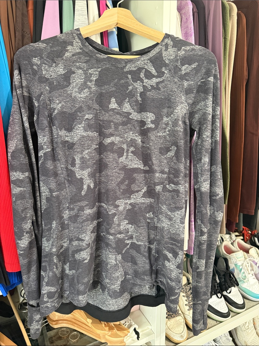 Lululemon Gray Camo Long-Sleeve Women's Top